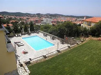 Glavas Hotel 2*