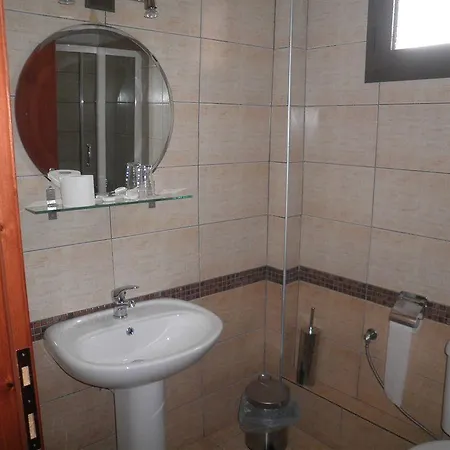 Glavas Hotel 2*